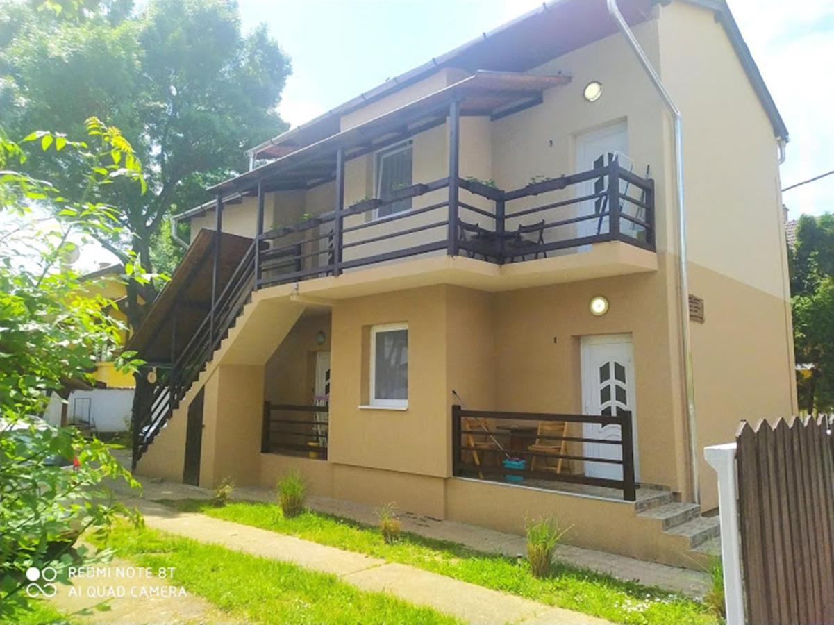 Marabella Apartmanok Hajduszoboszlo Exterior photo