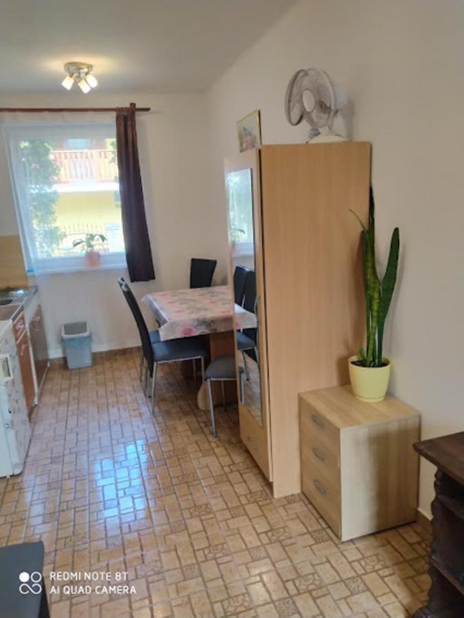 Marabella Apartmanok Hajduszoboszlo Exterior photo