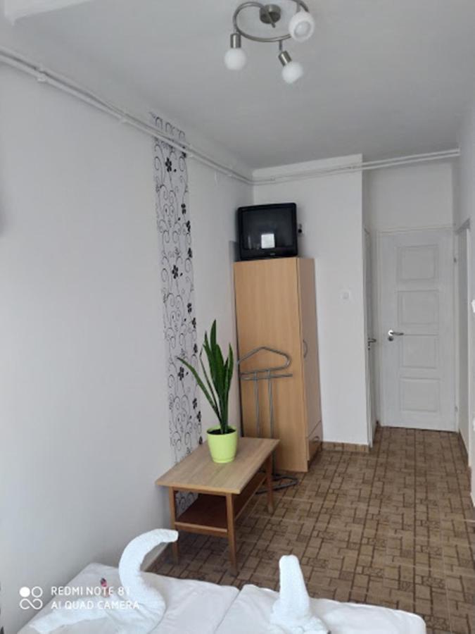 Marabella Apartmanok Hajduszoboszlo Exterior photo