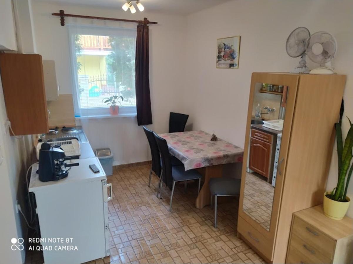 Marabella Apartmanok Hajduszoboszlo Exterior photo