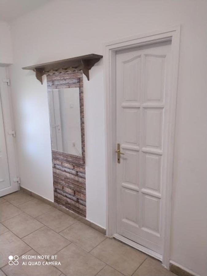 Marabella Apartmanok Hajduszoboszlo Exterior photo